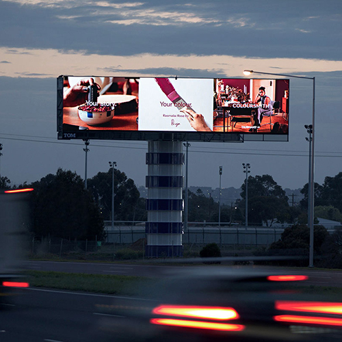 Outdoor LED advertising screen